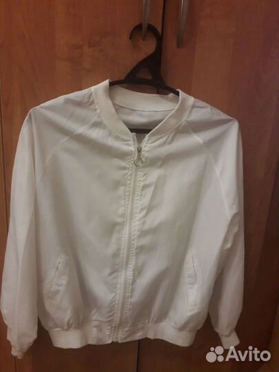 Ветровка для девочки