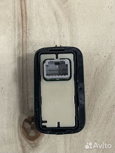 Кнопка стеклоподъемника Lexus RX450h