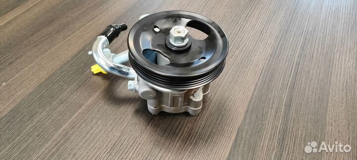 Насос гура Ниссан теана j31