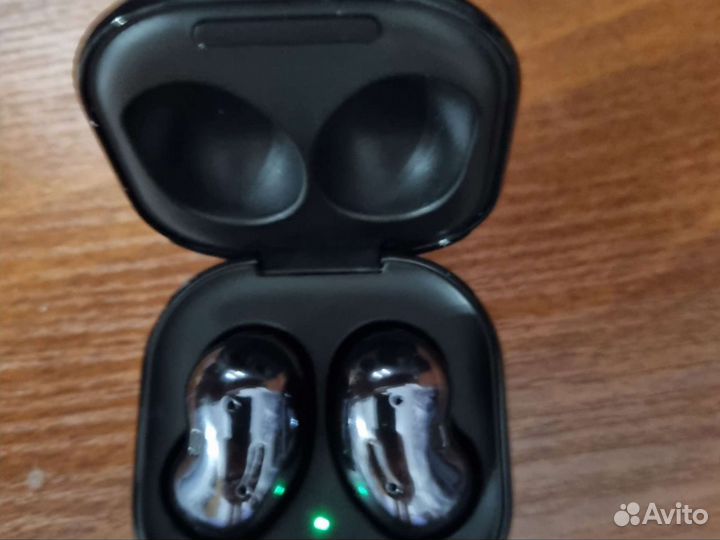 Samsung galaxy buds Live