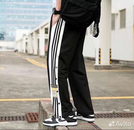 Спортивные штаны adidas