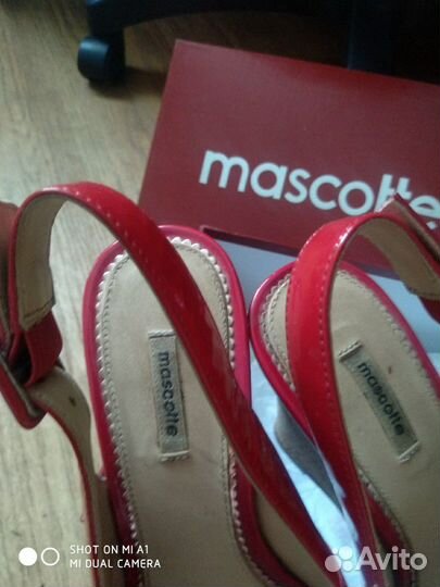 Босоножки сабо Mascotte