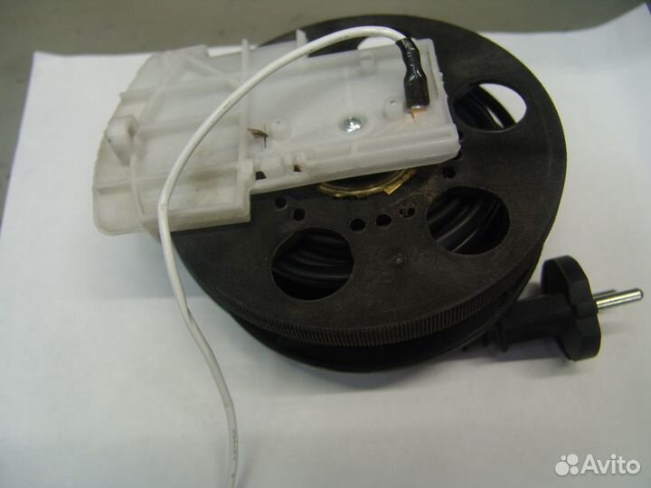 Фильтра и аксессуары к пылесосам