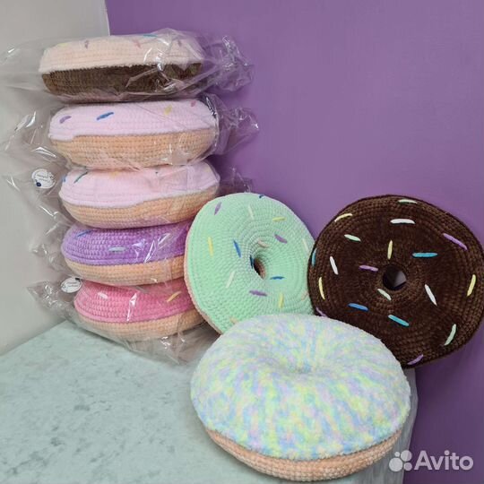 Подушка пончик