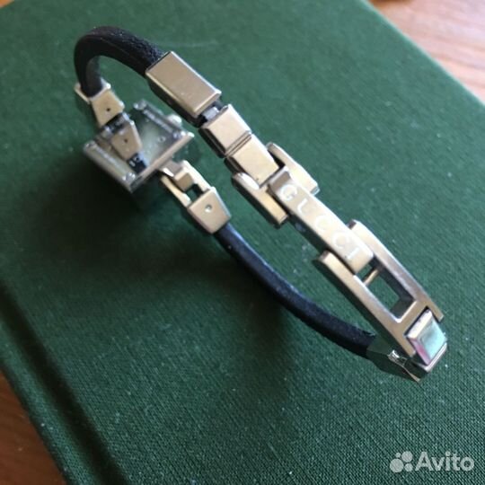 Gucci PRE-owned наручны часы 102G серия WC13381362