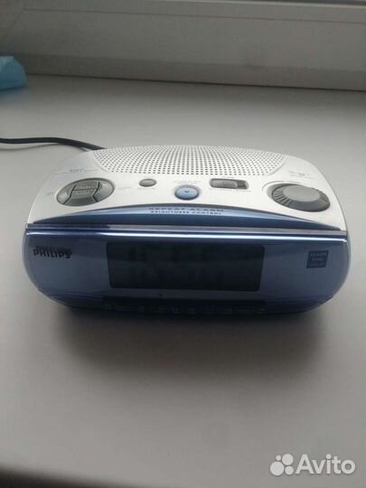 Часы электронные настольные