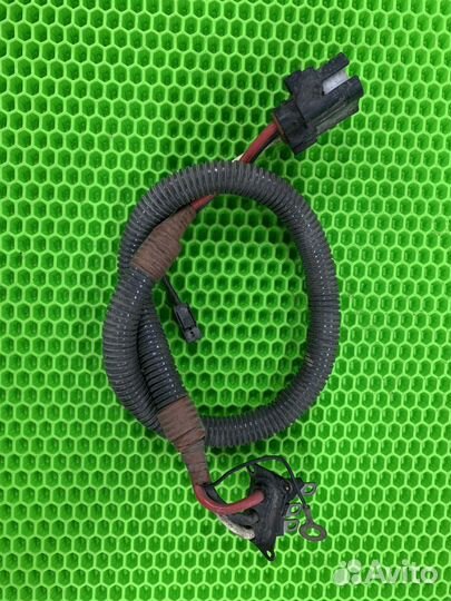 Питающий провод эектро рейки Subaru