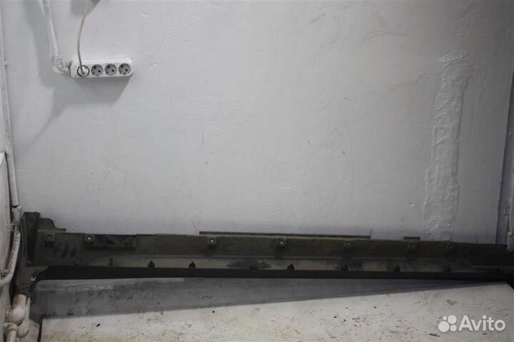 Накладка порога правого Nissan X-Trail T32