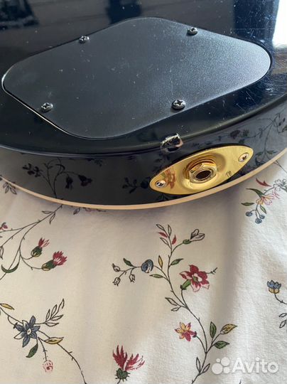 Электро гитара Caraya