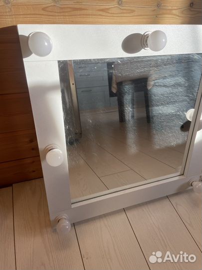 Гримерное зеркало