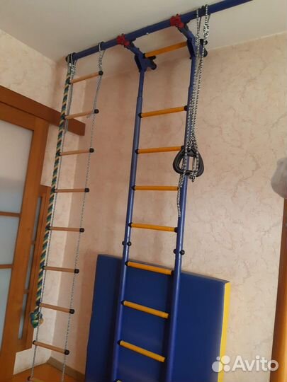 Спортивная стенка