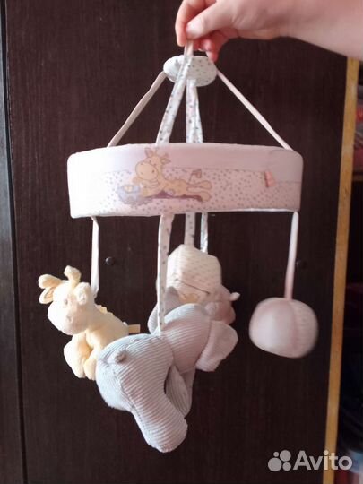 Карусель на кроватку