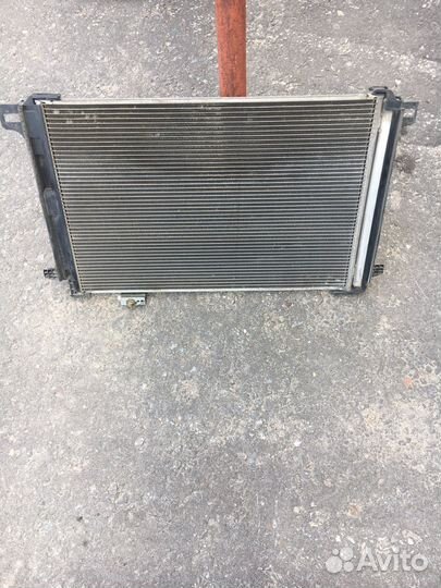 Радиатор кондиционера w204