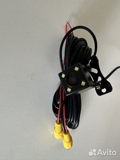 Камера заднего вида 1280*720