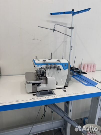 Оверлок промышленный