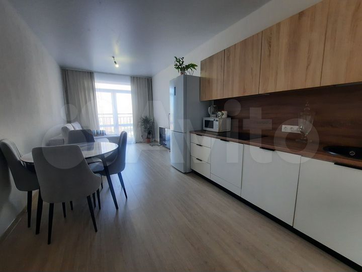 2-к. квартира, 67 м², 5/18 эт.