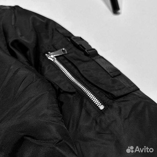 Grailz Type Бомбер На Руках