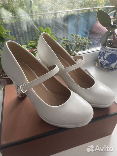 Свадебнве туфли 39