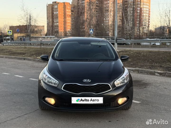 Kia Ceed 1.6 AT, 2014, 130 000 км