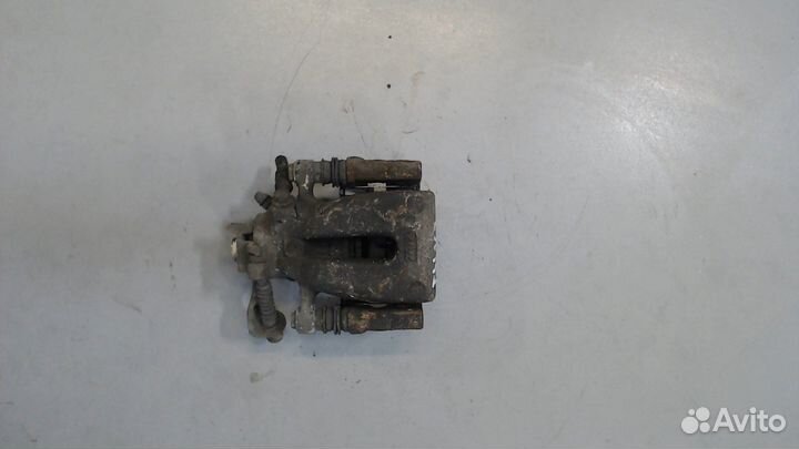 Суппорт Opel Zafira B, 2008