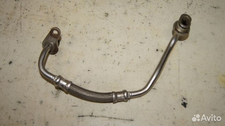 Трубка подачи масла на турбину (пробег 36660) BMW 535i GT F07