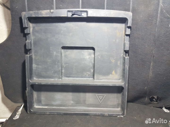 Пол багажника mitsubishi outlander 1