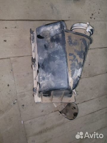 Корпус воздушного фильтра mercedes w210