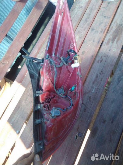 Фонарь задний левый Nissan Tiida HR15 2008