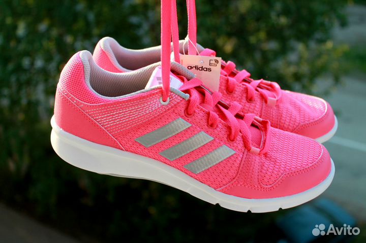 Кроссовки Adidas (Оригинал)