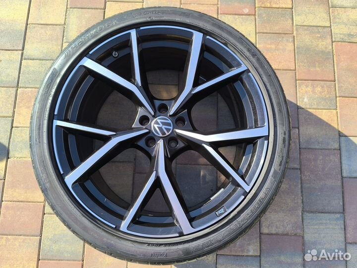 Колеса VW Touareg 3 R22 R-line
