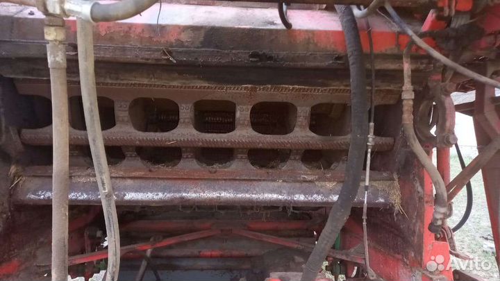 Запчасти на комбайн дон 1500