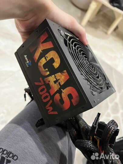 Блок питания AeroCool kcas-700w