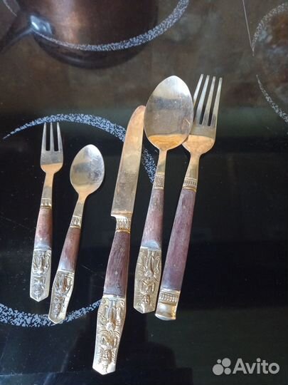 Набор столовых приборов из бронзы