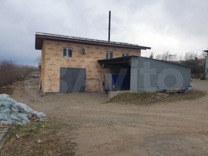 Здание, 2448 м²