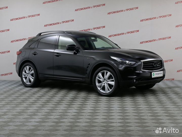 Infiniti QX70 3.7 AT, 2013, 151 140 км