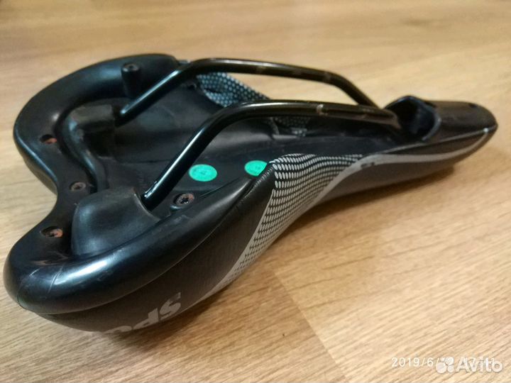 Седло велосипедное