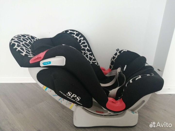 Детское кресло