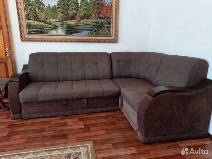 Угловой диван