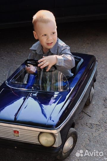 Педальный Москвич СССР аренда