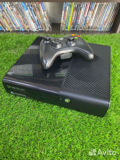 Xbox360e 320gb + 52игры