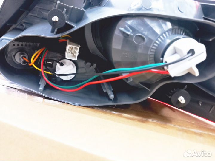 Фонарь задний в крыло Хендай Солярис 10-14 год