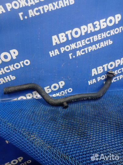 Патрубок системы охлаждения Renault Logan седан