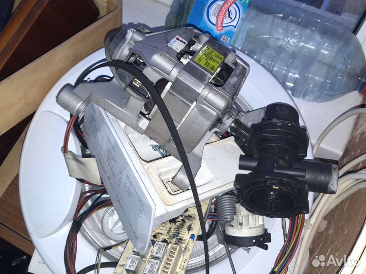 Запчасти бу стиральной машины indesit