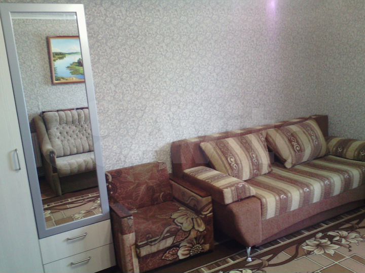 Комната 20 м² в 8-к., 2/2 эт.