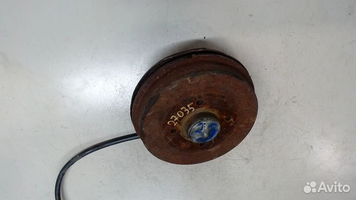 Ступица (кулак, цапфа) левая задняя Nissan Micra K12E