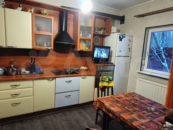 Коттедж 250 м² на участке 24 сот.