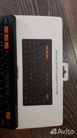 Клавиатура Samsung Smart Keyboard Trio 500