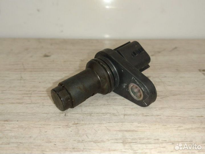 Датчик коленвала Nissan Note E11 HR16DE 2008