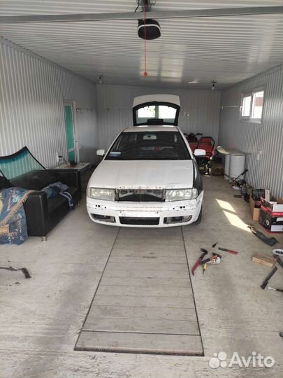 Капот octavia tour