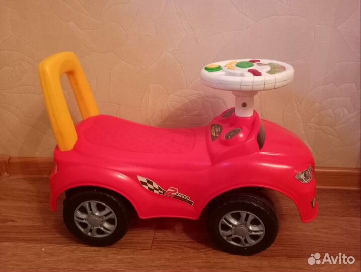 Машинка-толокар и олень попрыгун